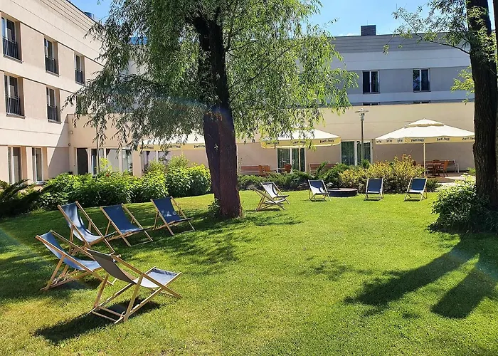 Green Garden Hotel